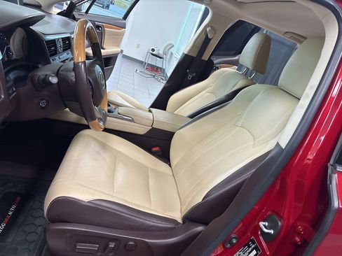 Used 2019 Lexus RX 350L FWD image 26