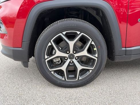 New 2026 Jeep Compass Limited AWD/4WD image 12