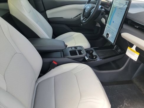New 2025 Ford Mustang Mach-E Premium RWD image 15