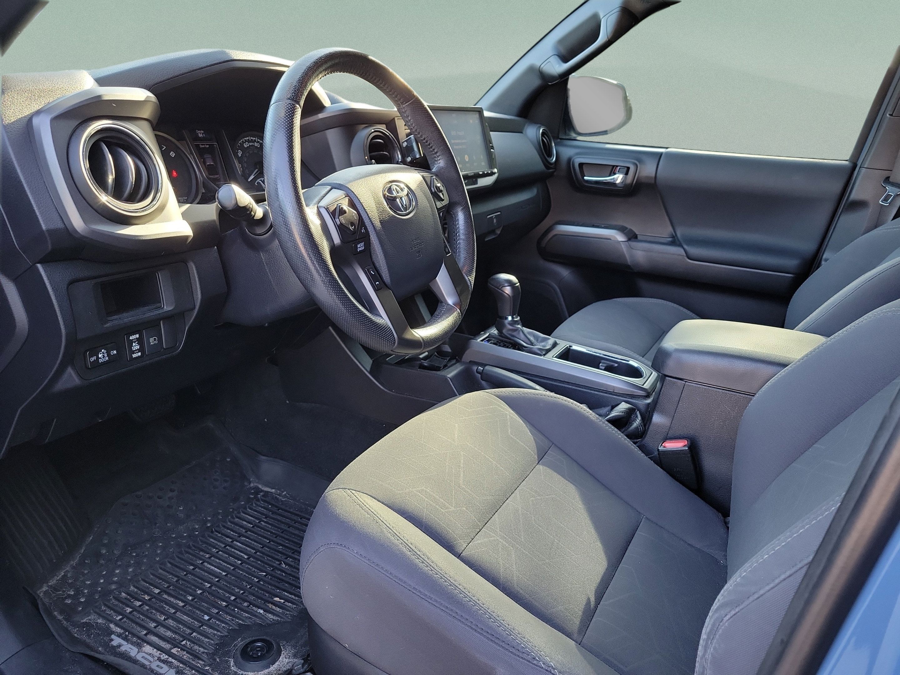 Used 2019 Toyota Tacoma TRD Off-Road w/ Technology Package RWD image 14