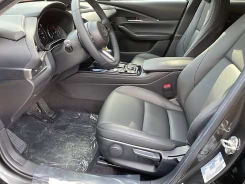 New 2025 MAZDA CX-30 AWD 2.5 S w/ Select Sport Pkg image 11