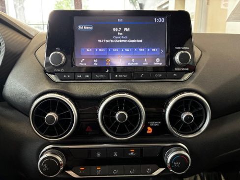 Used 2024 Nissan Sentra S FWD image 29