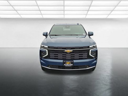 New 2026 Chevrolet Suburban High Country image 8