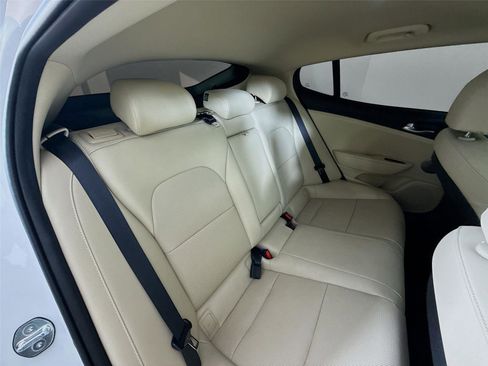 Used 2023 Kia Stinger GT-Line w/ Sun & Sound Package image 22