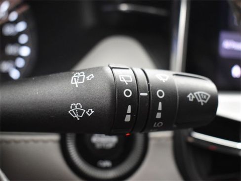 Used 2022 Jeep Compass Limited image 27