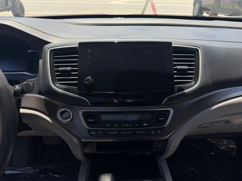 Used 2019 Honda Pilot EX image 12