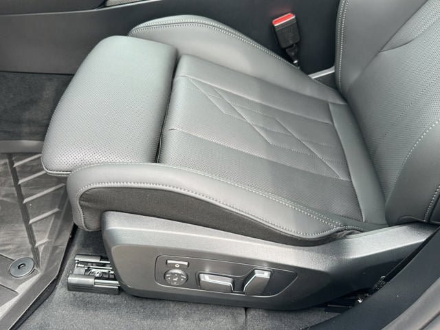 New 2026 BMW X3 xDrive30i w/ Premium Package AWD/4WD image 41