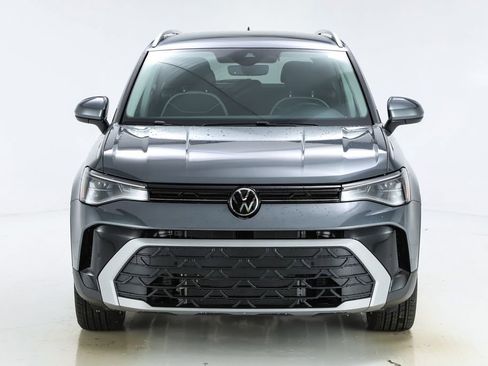 New 2026 Volkswagen Taos SE image 16