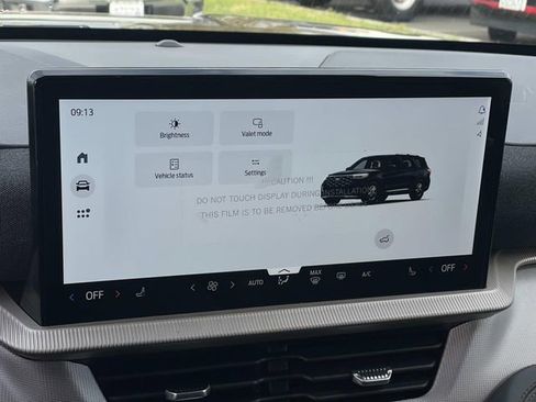 New 2026 Ford Explorer Active image 12