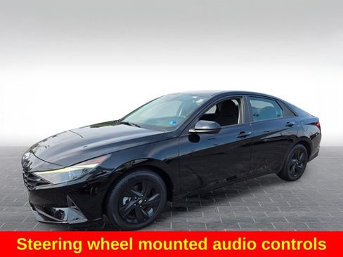 Used 2021 Hyundai Elantra SEL FWD image 4