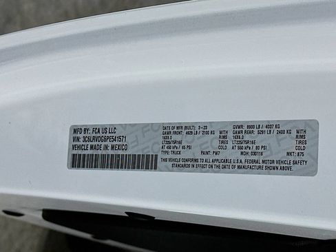 Used 2023 RAM ProMaster 2500 FWD image 34
