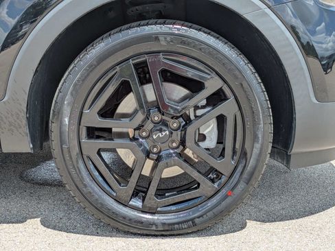 Certified 2023 Kia Telluride SX Prestige X-Line AWD/4WD image 12
