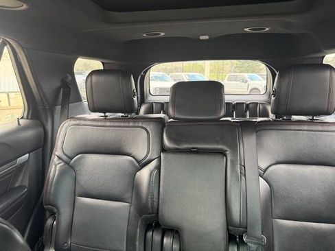 Used 2016 Ford Explorer Sport w/ Equipment Group 401A image 31