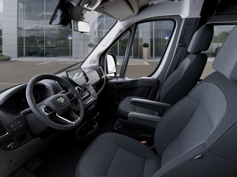 New 2026 RAM ProMaster 3500 w/ Crew Van Package FWD image 22