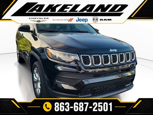 Used 2025 Jeep Compass Sport AWD/4WD image 1