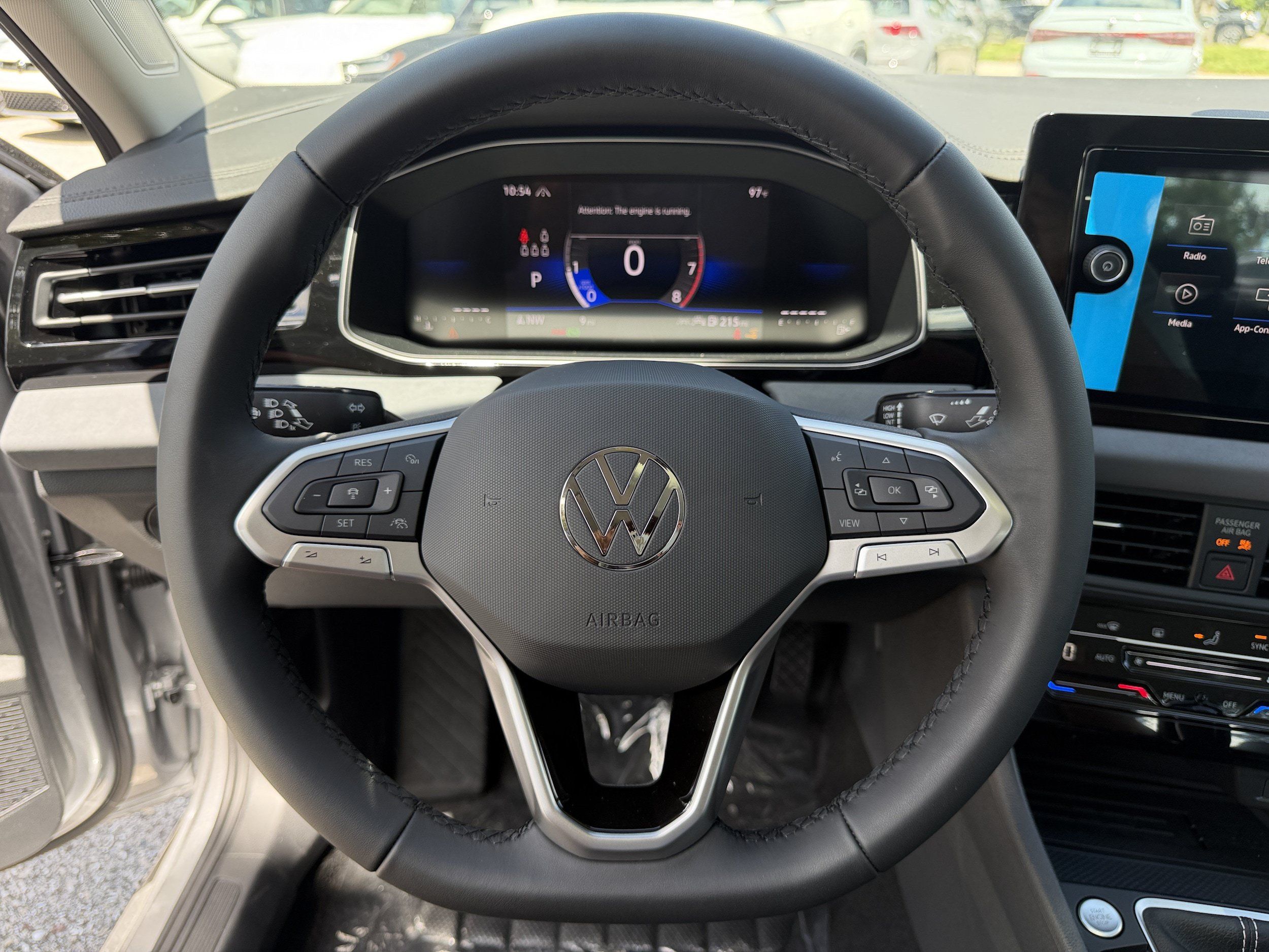 New 2027 Volkswagen Jetta SE FWD image 32