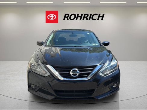 Used 2018 Nissan Altima 2.5 SR FWD image 2
