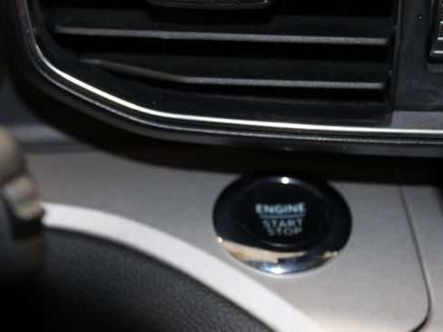 Used 2023 Ford Explorer XLT w/ Equipment Group 202A image 43