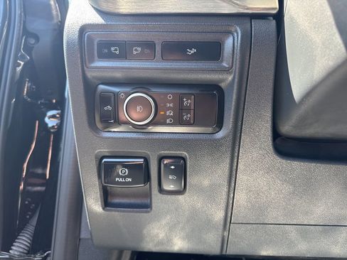 Certified 2023 Ford F150 Lariat w/ Equipment Group 502A High image 19