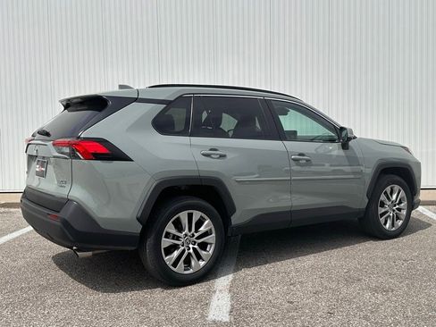 Used 2023 Toyota RAV4 XLE Premium AWD/4WD image 5