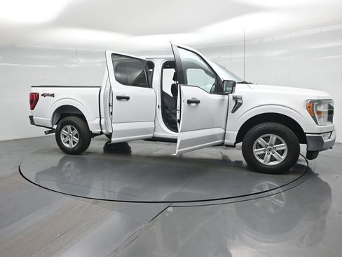 Certified 2021 Ford F150 XLT w/ Equipment Group 301A Mid image 34