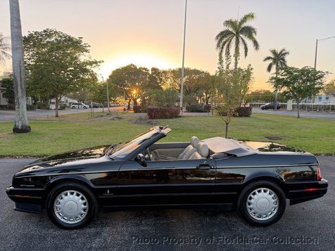 Used 1993 Cadillac Allante image 13