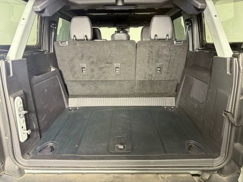 Used 2023 Ford Bronco Badlands image 17