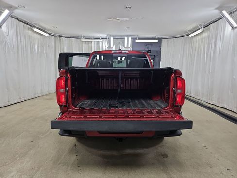 Used 2016 Chevrolet Colorado LT w/ LT Convenience Package image 15