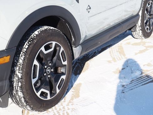 Used 2023 Ford Bronco Sport Outer Banks w/ Tech Package image 10