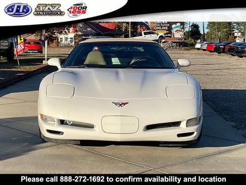 Used 2002 Chevrolet Corvette Convertible w/ Preferred Equipment Group2 image 2