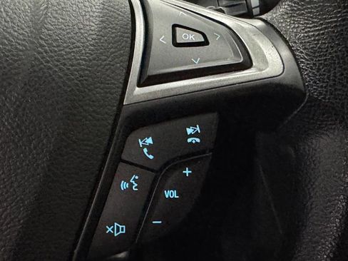 Used 2018 Ford Fusion SE w/ Fusion SE Technology Package image 29