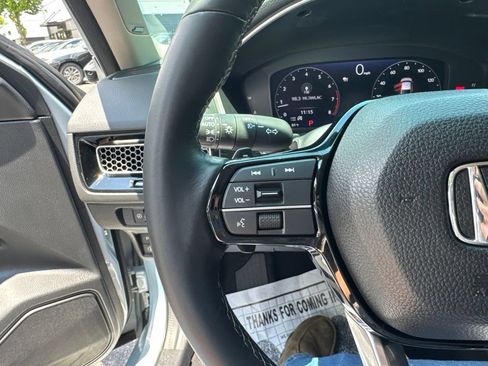 Used 2023 Honda Civic Touring image 57