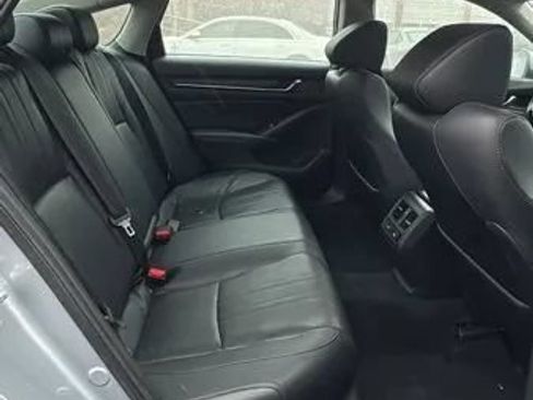 Used 2021 Honda Accord EX-L image 16