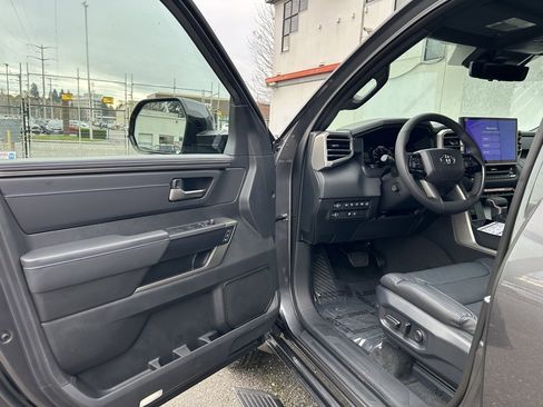 New 2026 Toyota Tundra Platinum image 9