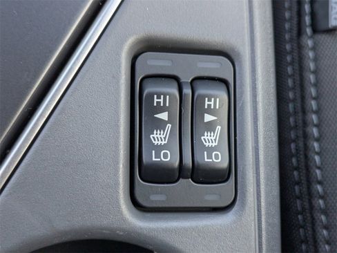 Used 2024 Subaru Crosstrek 2.0i Premium image 19