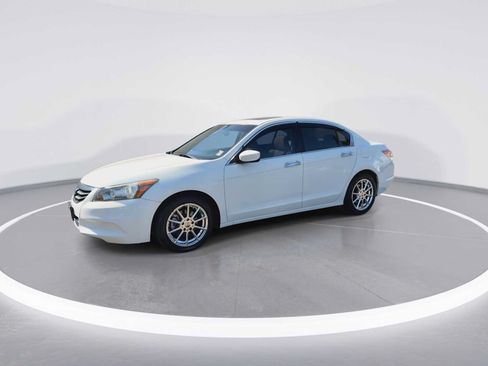 Used 2012 Honda Accord EX image 4