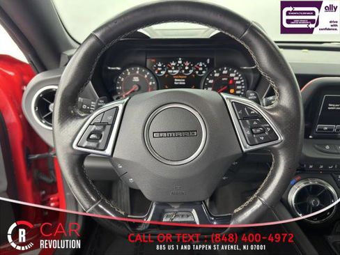 Used 2017 Chevrolet Camaro SS image 17