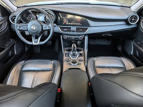 Used 2020 Alfa Romeo Giulia Ti w/ Active Blind Spot Package AWD/4WD image 3