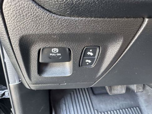 Used 2022 RAM 1500 Rebel w/ Rebel Level 2 Equipment Group AWD/4WD image 32