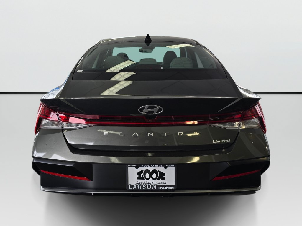 New 2026 Hyundai Elantra Limited FWD image 4