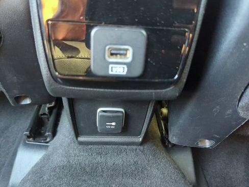 Used 2024 Jeep Compass Trailhawk AWD/4WD image 38