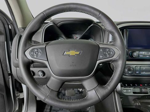 Used 2018 Chevrolet Colorado ZR2 image 11