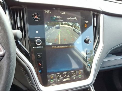 Certified 2025 Subaru Outback Premium image 17