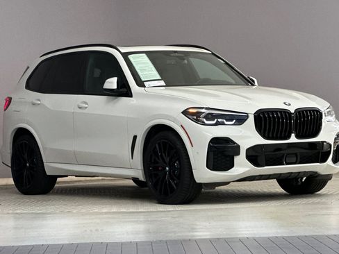 Used 2023 BMW X5 xDrive40i w/ M Sport Package image 6