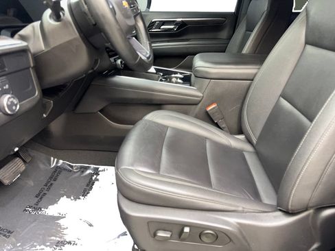 Used 2025 Chevrolet Tahoe LT AWD/4WD image 25
