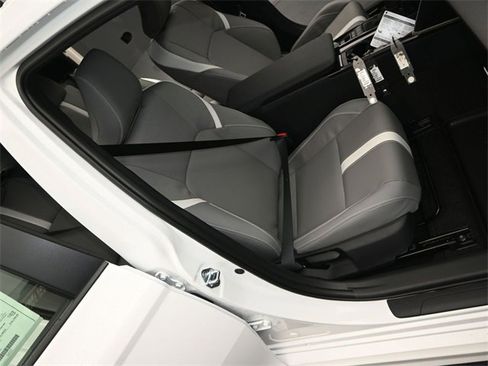 New 2026 Toyota Camry SE image 15