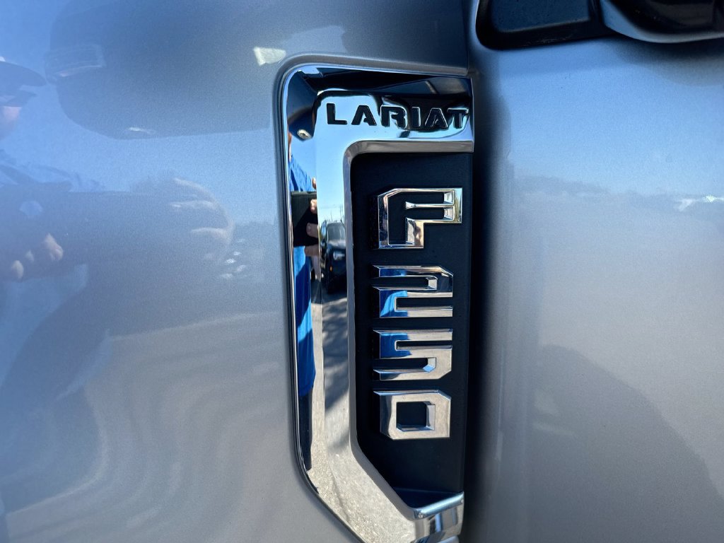 Used 2020 Ford F250 Lariat w/ Tremor Off-Road Package AWD/4WD image 27