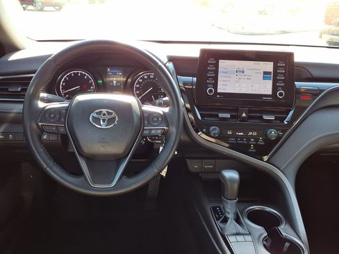 Certified 2024 Toyota Camry SE w/ Cold Weather Package FWD image 5