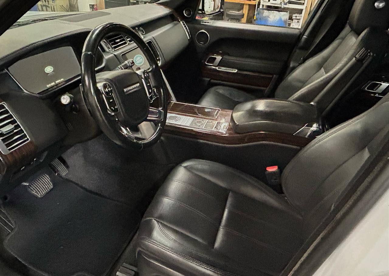 Used 2014 Land Rover Range Rover HSE AWD/4WD image 10