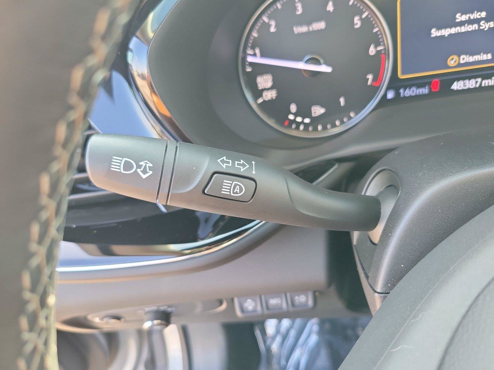 Used 2023 Buick Envision Avenir AWD/4WD image 27